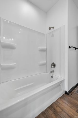 203 EAGLE Drive, Sweetser, IN 46987