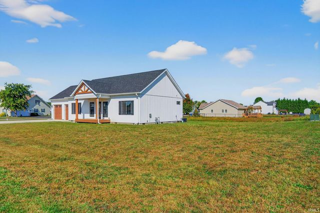 203 EAGLE Drive, Sweetser, IN 46987