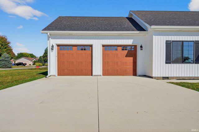 203 EAGLE Drive, Sweetser, IN 46987