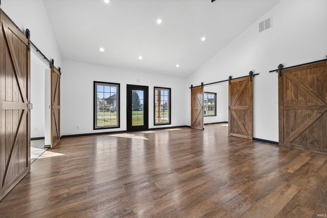 203 EAGLE Drive, Sweetser, IN 46987