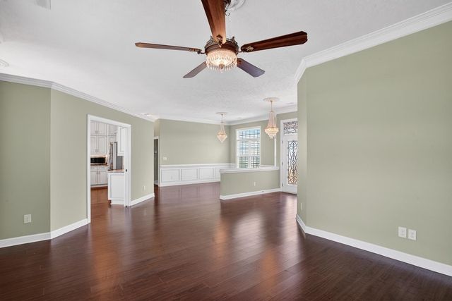 121 Willow Bay Dr., Murrells Inlet, SC 29576
