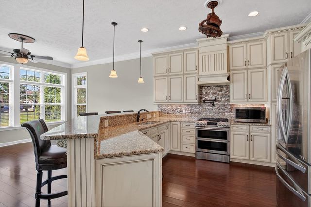 121 Willow Bay Dr., Murrells Inlet, SC 29576