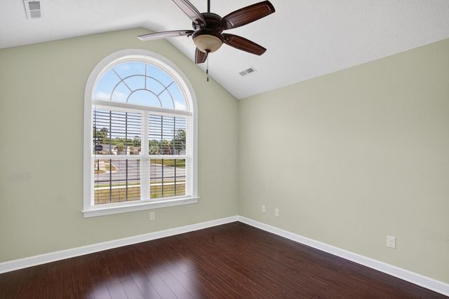 121 Willow Bay Dr., Murrells Inlet, SC 29576