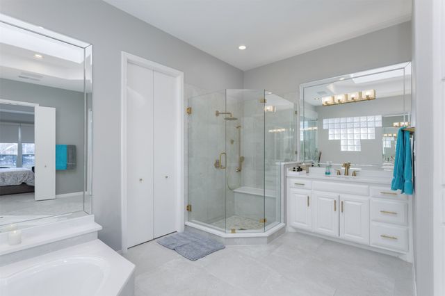 824 Hills Creek Drive, Mckinney, TX 75072