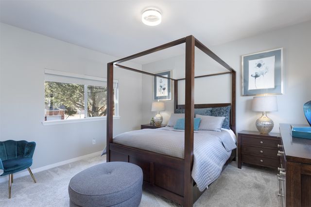 824 Hills Creek Drive, Mckinney, TX 75072