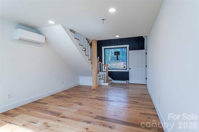 261 Maga Lane, Brevard, NC 28712