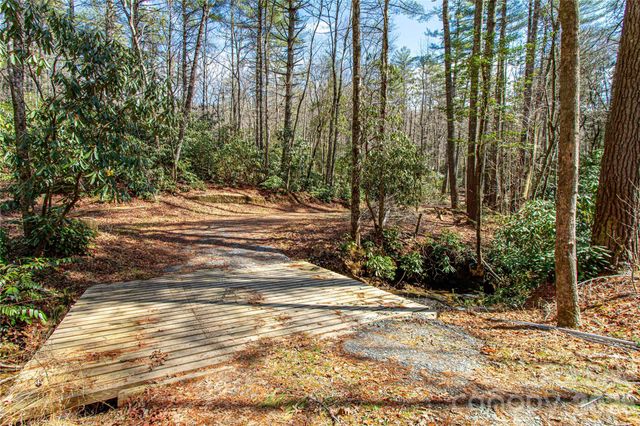 261 Maga Lane, Brevard, NC 28712