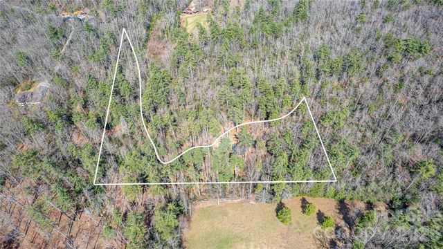 261 Maga Lane, Brevard, NC 28712