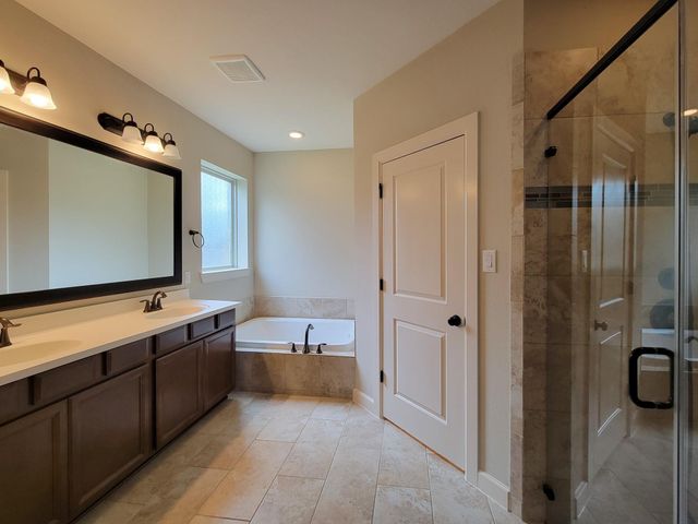 100 Castlegate Lane, Jersey Village, TX 77065