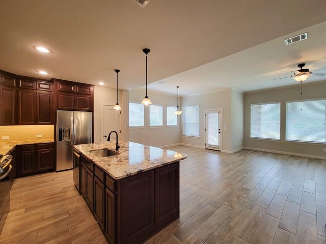 100 Castlegate Lane, Jersey Village, TX 77065