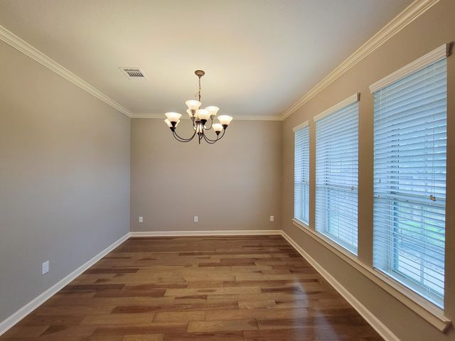 100 Castlegate Lane, Jersey Village, TX 77065