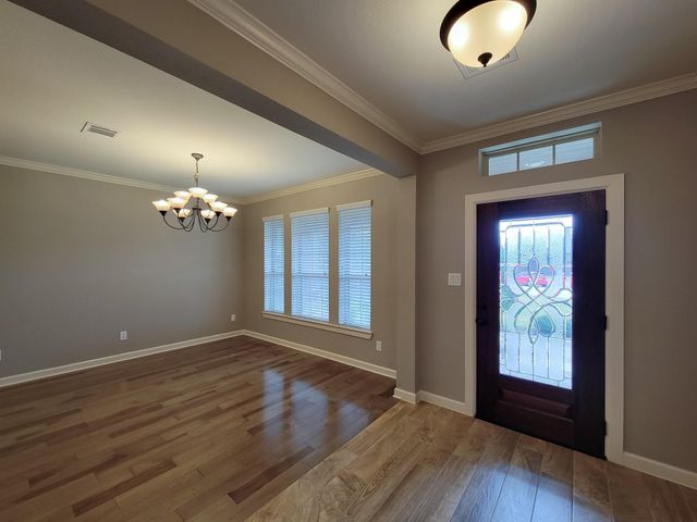 100 Castlegate Lane, Jersey Village, TX 77065