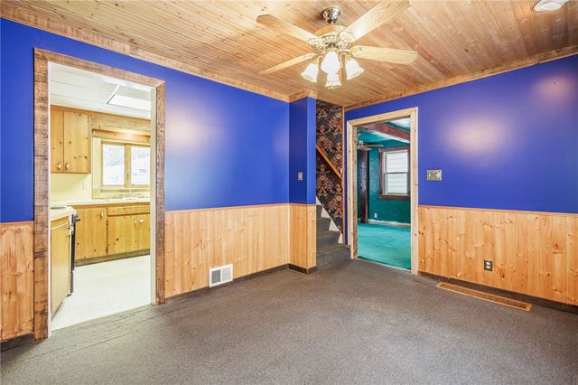 51 Saint Johns Park, Rochester, NY 14612