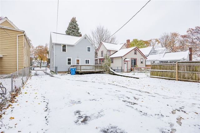 51 Saint Johns Park, Rochester, NY 14612