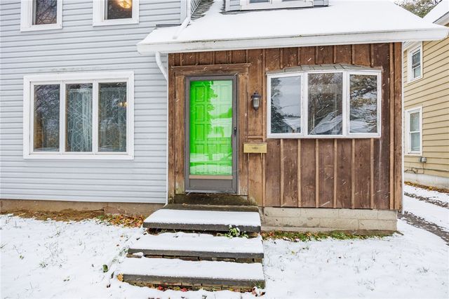 51 Saint Johns Park, Rochester, NY 14612