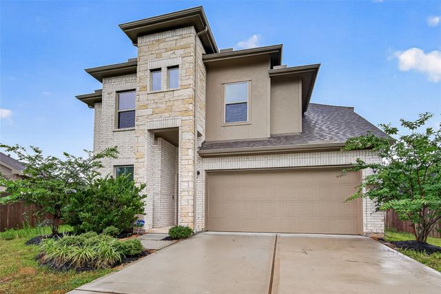 30359 Limber Pines Drive, Magnolia, TX 77355