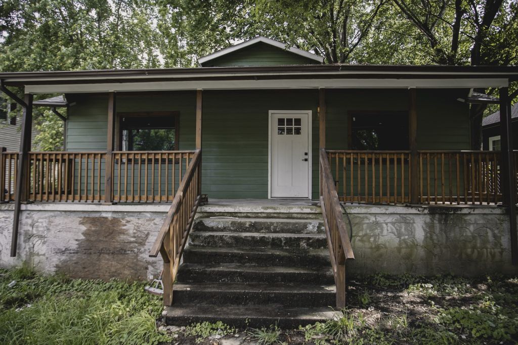 310 E 15th St, Columbia, TN 38401
