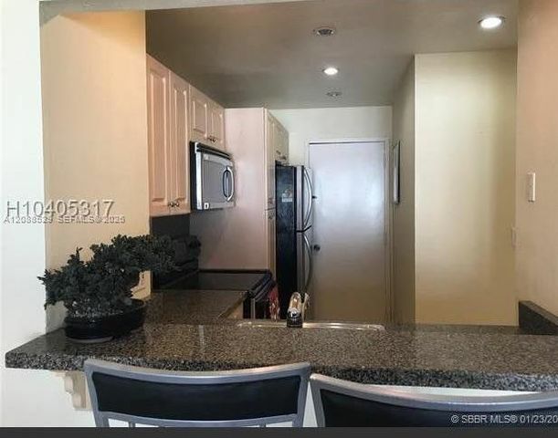 1965 S Ocean Drive 7A, Hallandale Beach, FL 33009