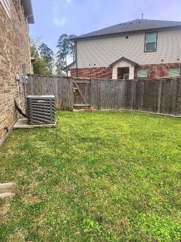 114 Silver Sky Court, Conroe, TX 77304