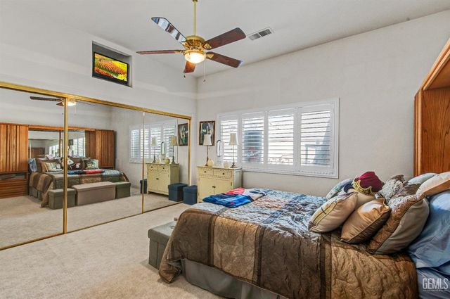 12401 Longmeadow Way, Bakersfield, CA 93312