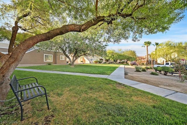 833 Aspen Peak Loop 121, Henderson, NV 89011