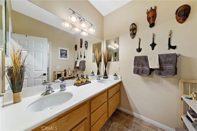 24050 Esmeralda Court, Wildomar, CA 92595