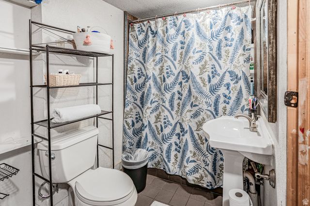 1071 AMIGA DR, Salt Lake City, UT 84104