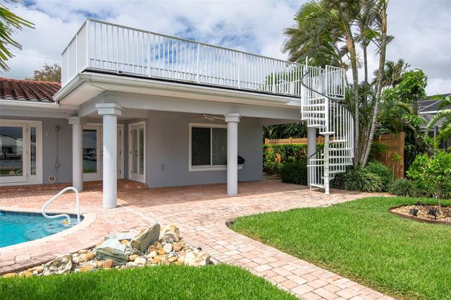 11855 4TH STREET E, Treasure Island, FL 33706