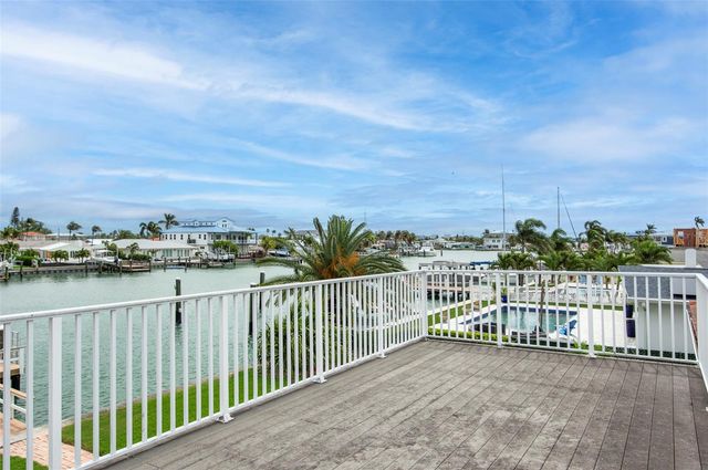 11855 4TH STREET E, Treasure Island, FL 33706