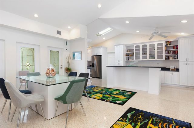 11855 4TH STREET E, Treasure Island, FL 33706