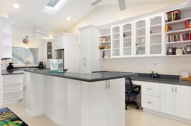 11855 4TH STREET E, Treasure Island, FL 33706