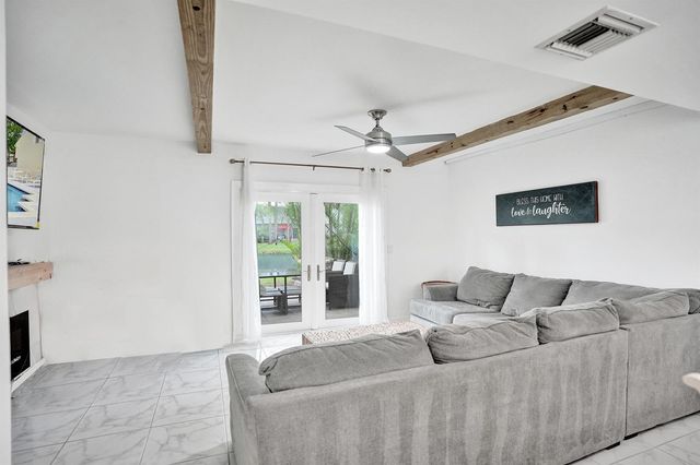 147 SW 3rd Street, Pompano Beach, FL 33060