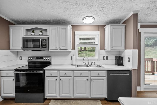 426 S Main Street, Amherst, VA 24521