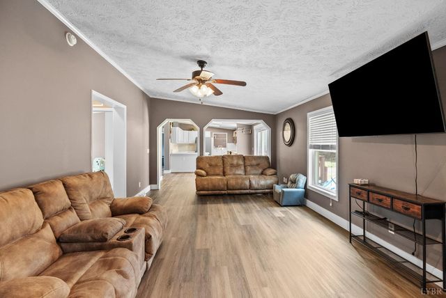 426 S Main Street, Amherst, VA 24521