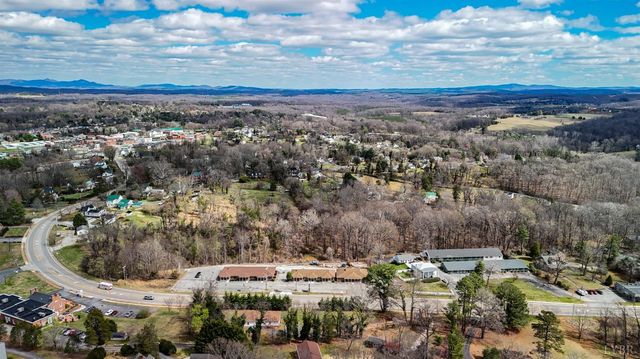 426 S Main Street, Amherst, VA 24521