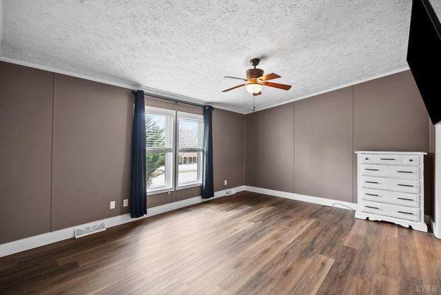 426 S Main Street, Amherst, VA 24521