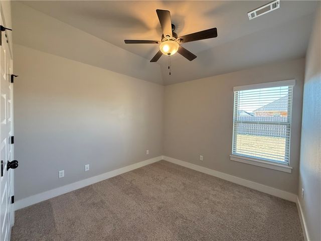 889 Madden Street, Tontitown, AR 72762