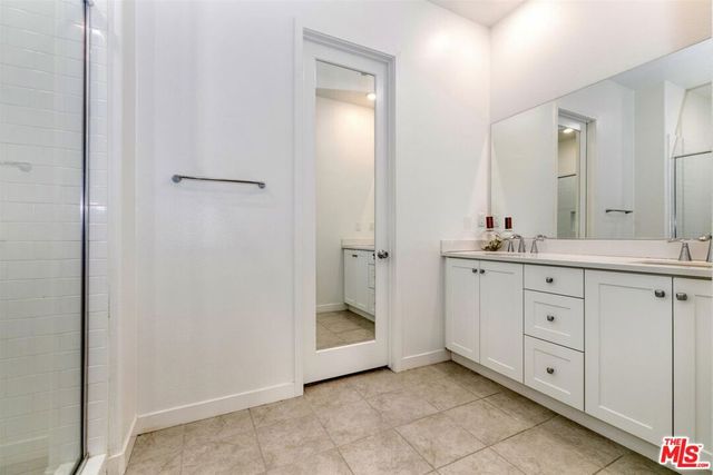 27405 Journey Place 305, Valencia, CA 91381