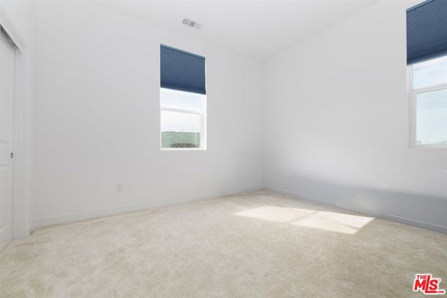 27405 Journey Place 305, Valencia, CA 91381