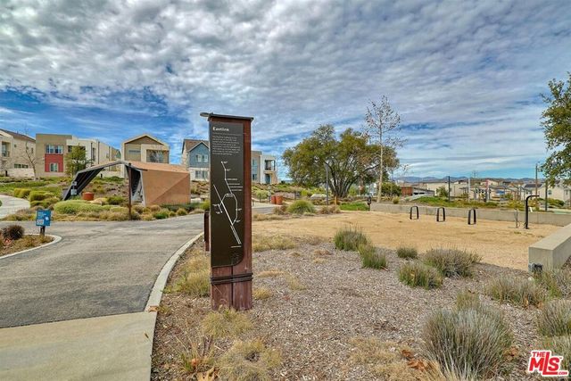 27405 Journey Place 305, Valencia, CA 91381