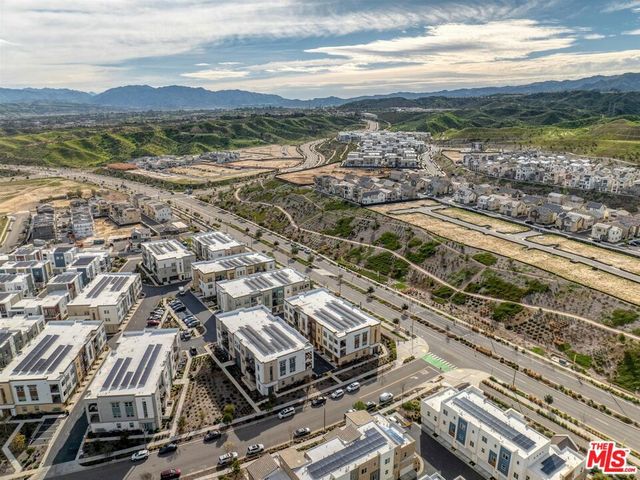 27405 Journey Place 305, Valencia, CA 91381