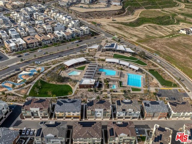 27405 Journey Place 305, Valencia, CA 91381