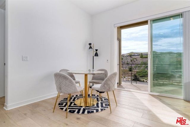 27405 Journey Place 305, Valencia, CA 91381