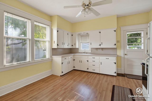 180 W 18th Street, Holland City, MI 49423