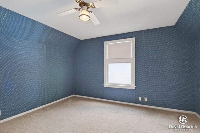 180 W 18th Street, Holland City, MI 49423