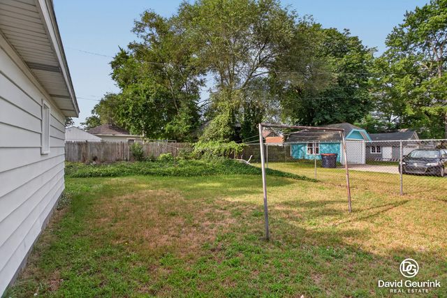 180 W 18th Street, Holland City, MI 49423