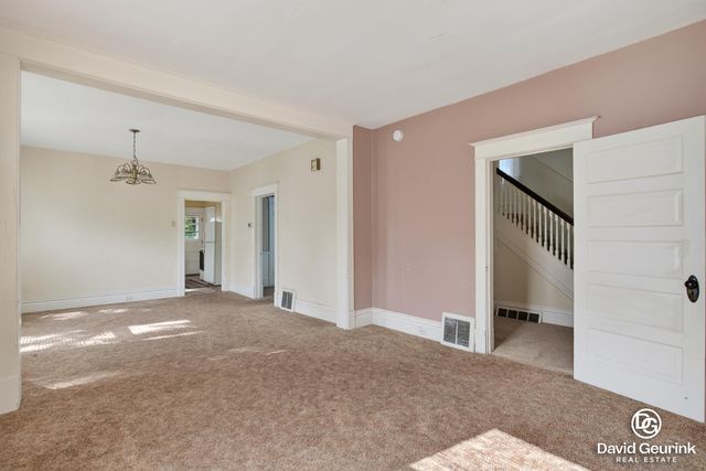 180 W 18th Street, Holland City, MI 49423