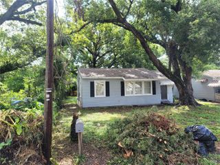 8513 N DEXTER AVENUE, Tampa, FL 33604