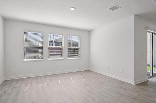 2253 HEN ROADS, Minneola, FL 34715