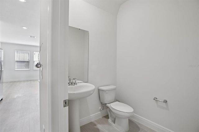 2253 HEN ROADS, Minneola, FL 34715